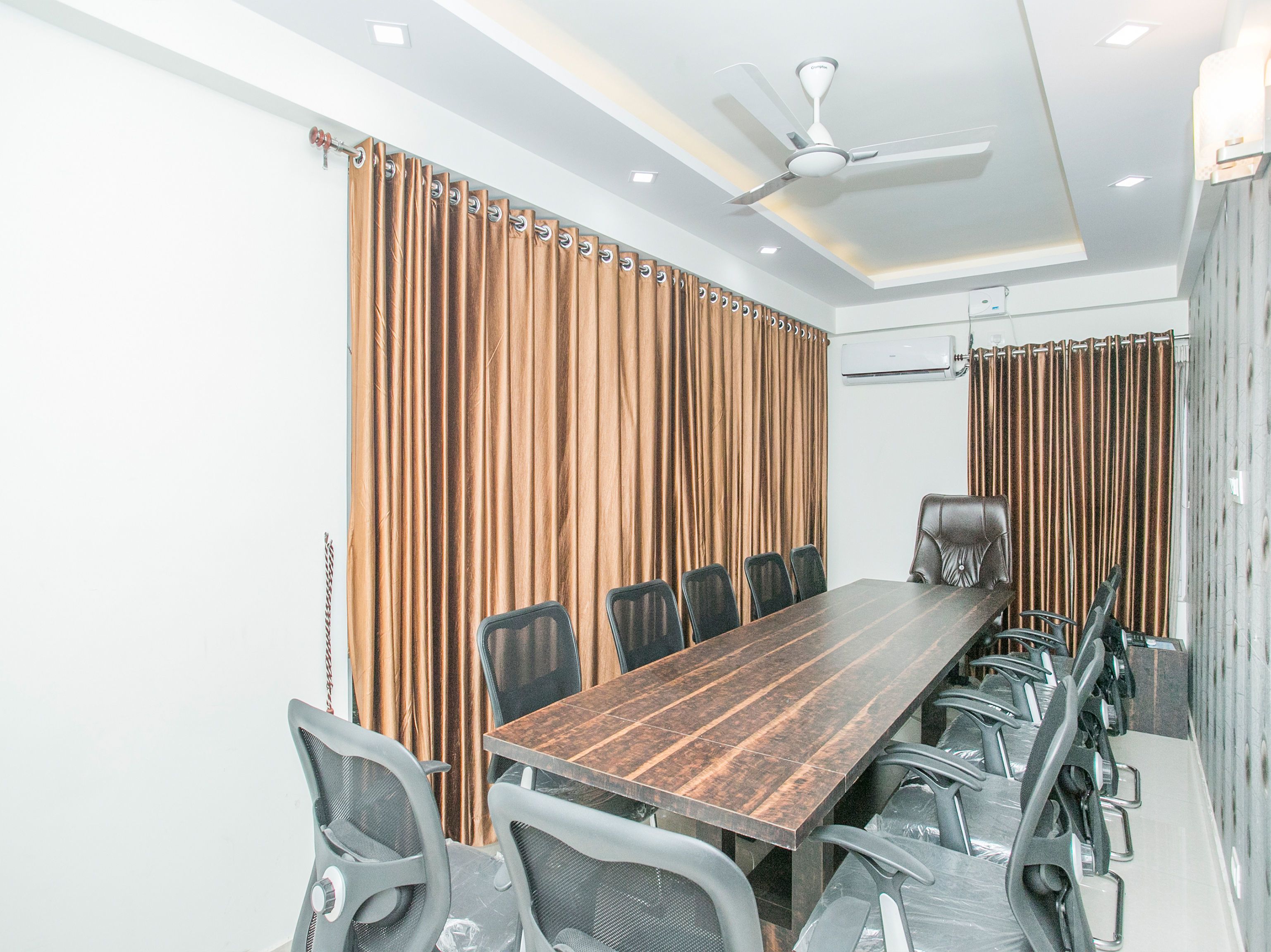 Inn@Silicon Valley by OYO Rooms