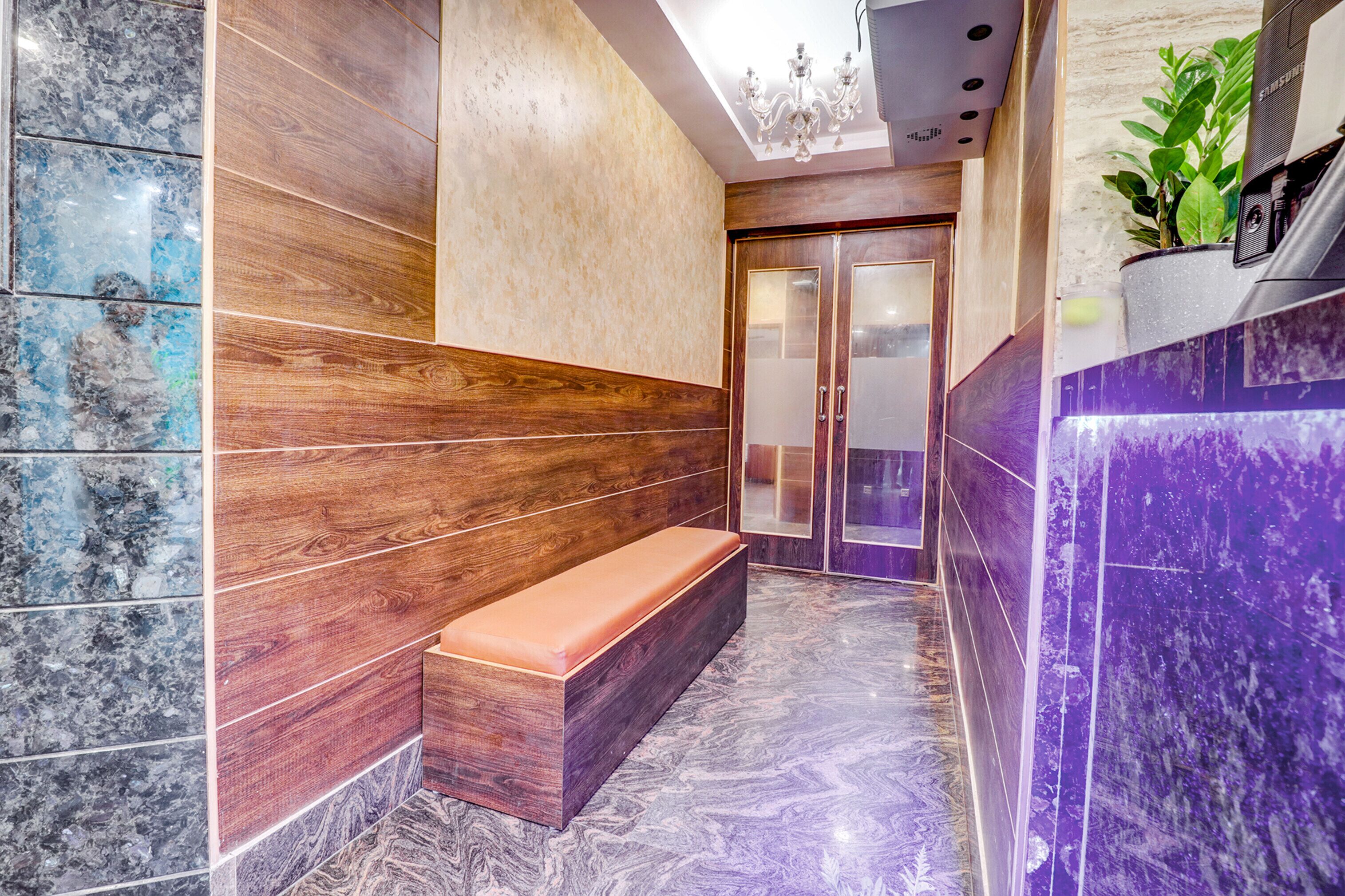 Ira International by Fabhotel
