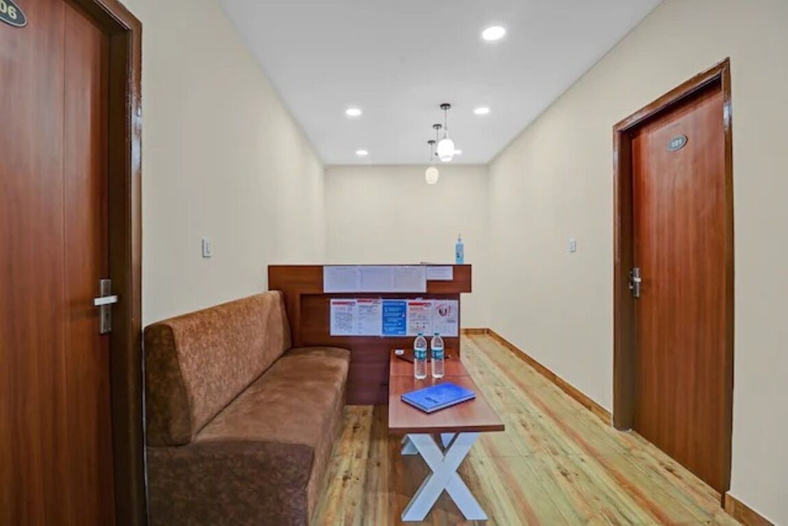 Iroomz Sri Udupi Park Suites Pmc
