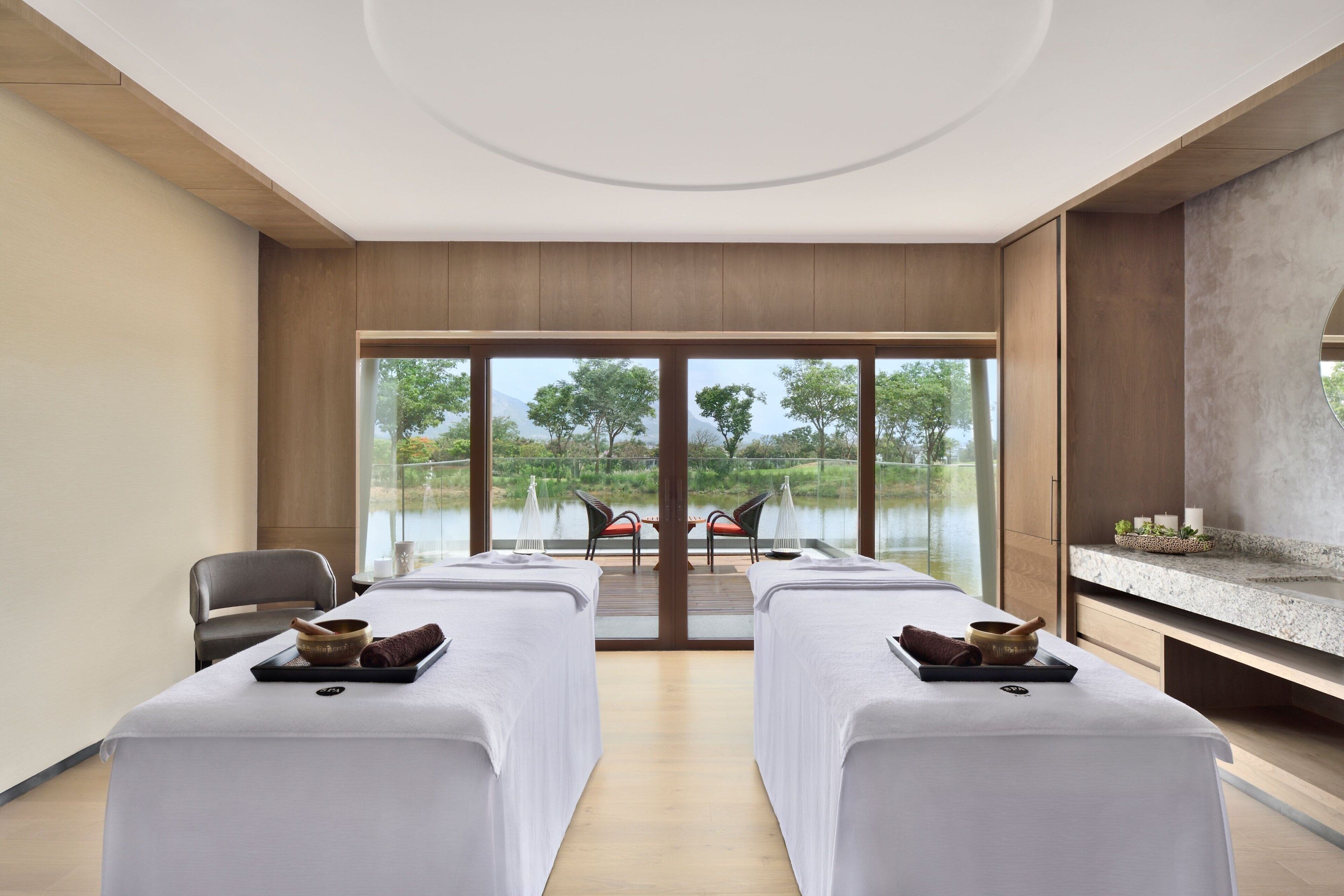 Prestige Golfshire Club