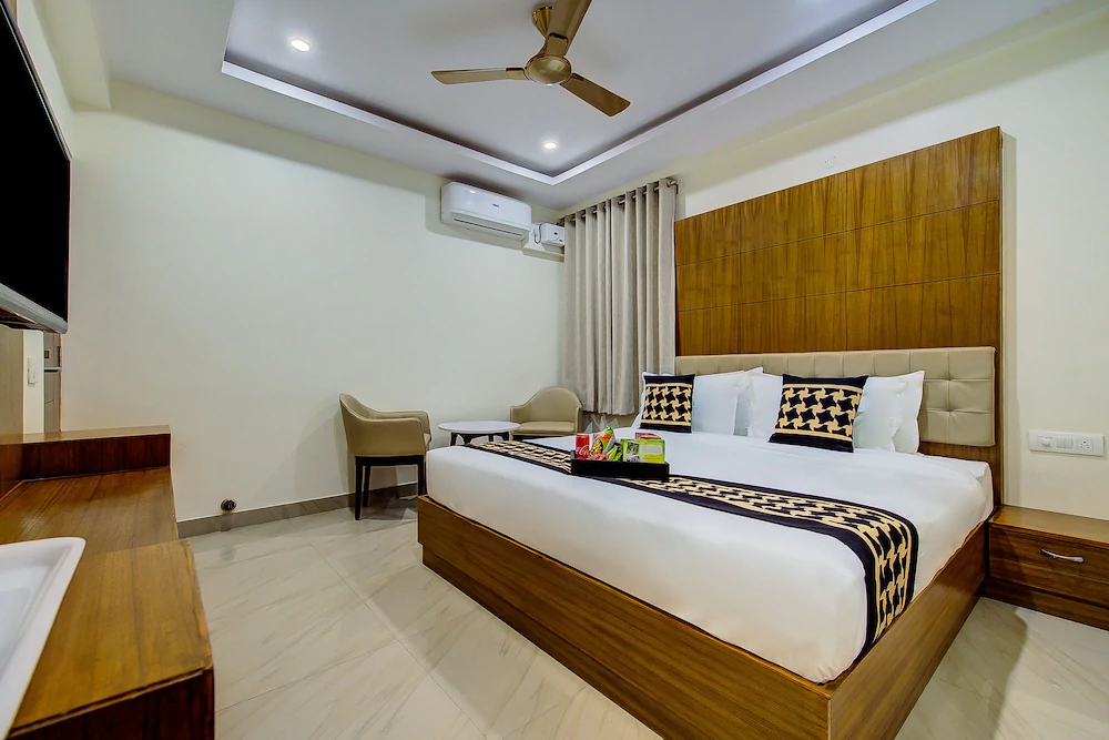 Kanaka Grand Hotel & Spa by OYO Rooms