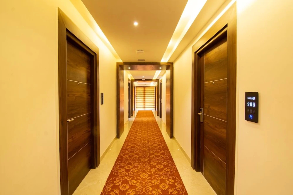 The Liverpool Hotel Red
