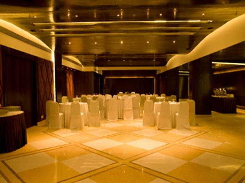 La Marvella - A Sarovar Premiere Hotel