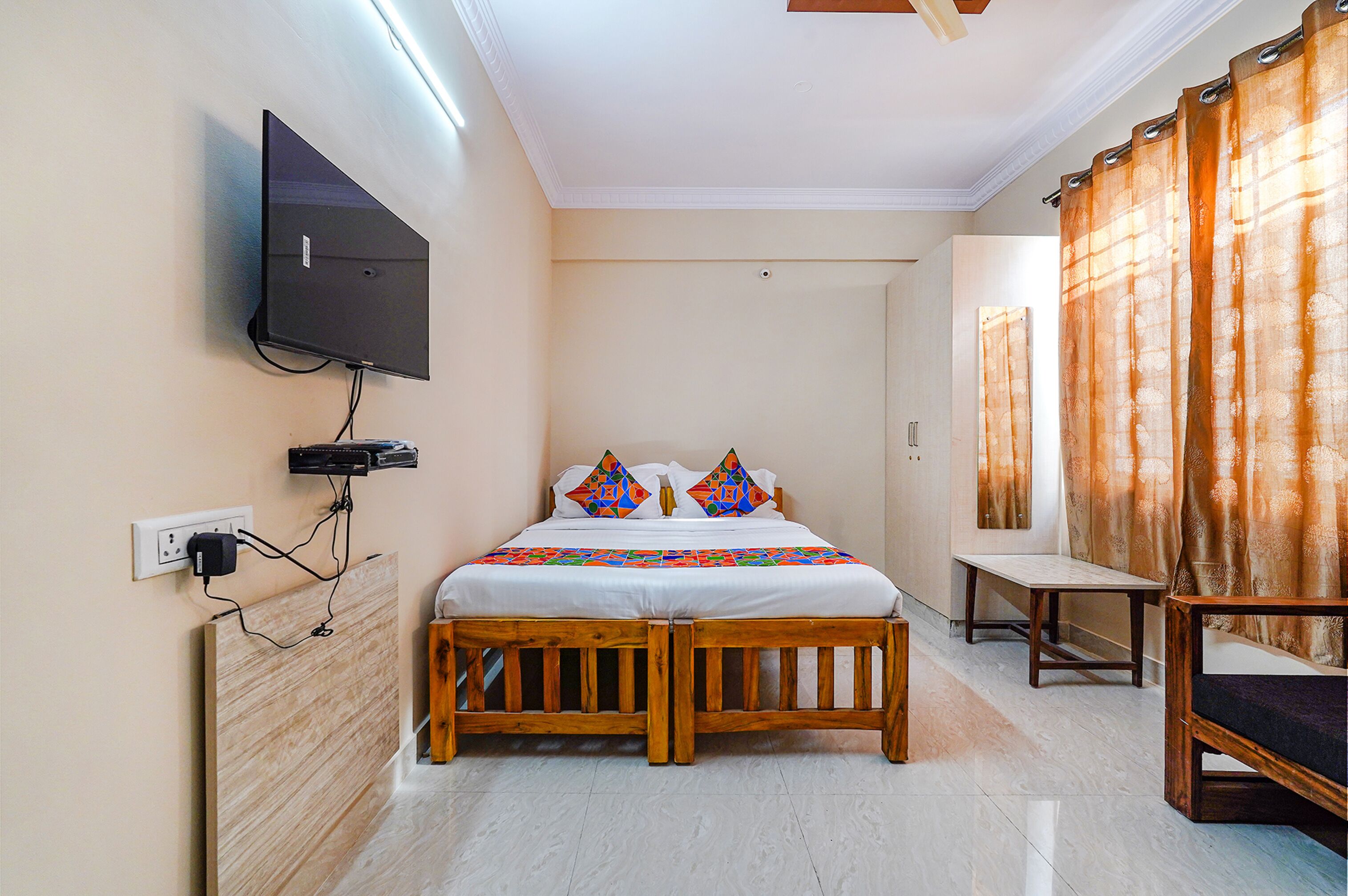 Lepsi Inn By Fabhotel