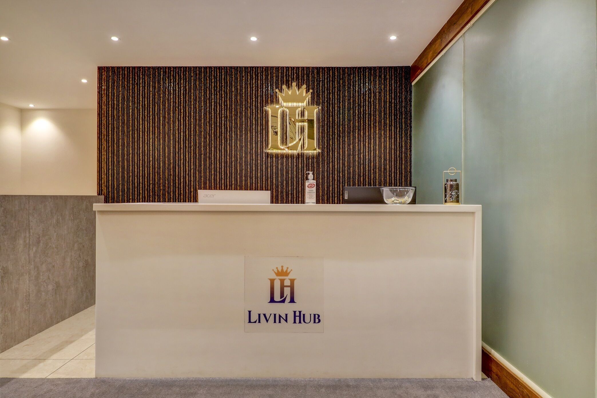 Livin Hub