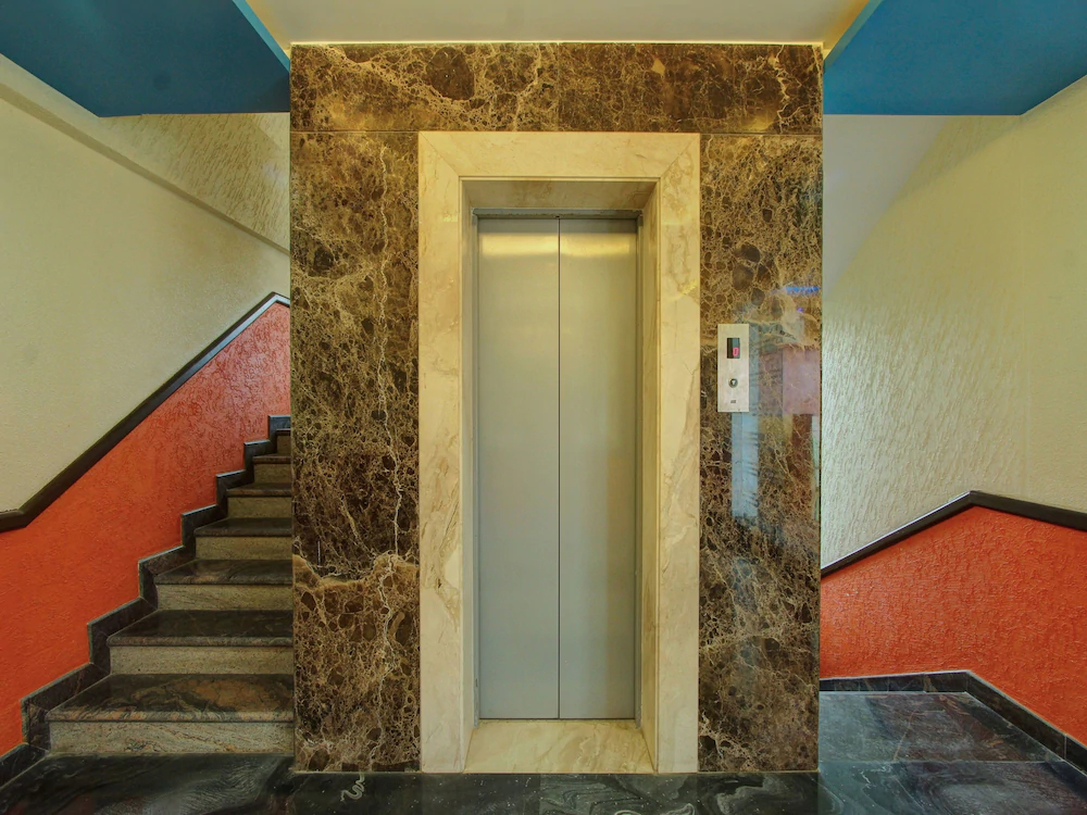 Lng Hospitality By OYO Rooms