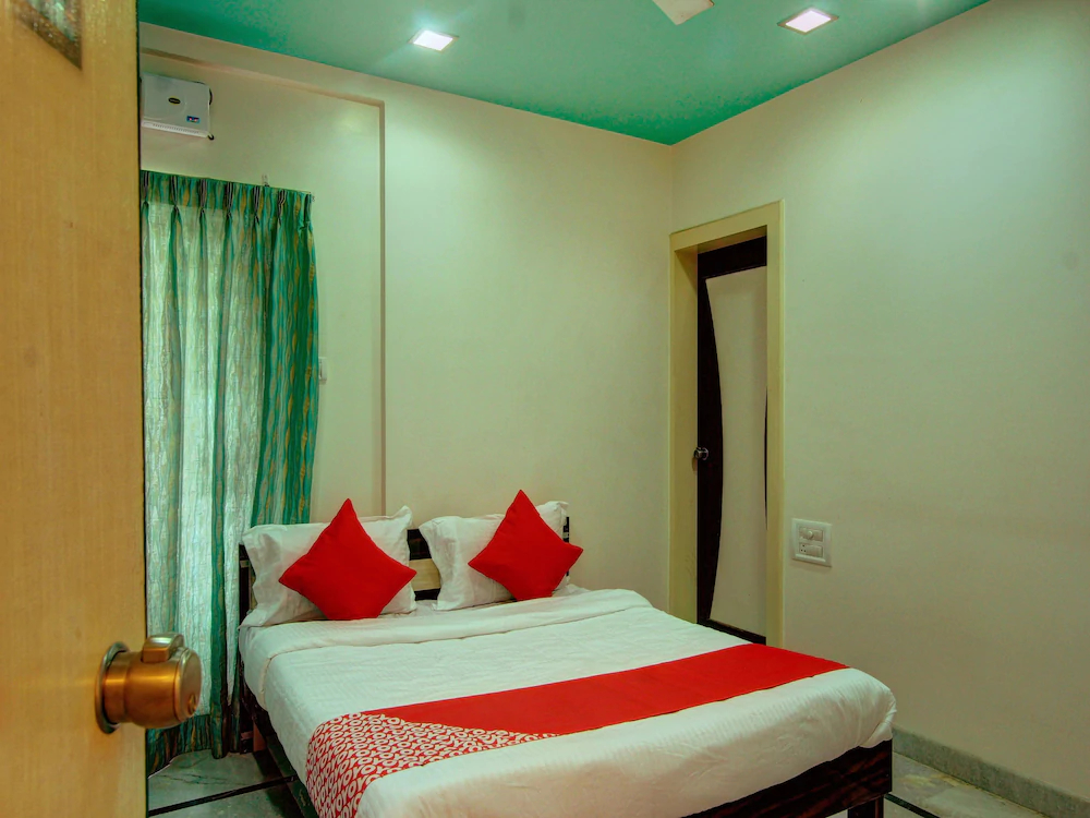 Lng Hospitality By OYO Rooms
