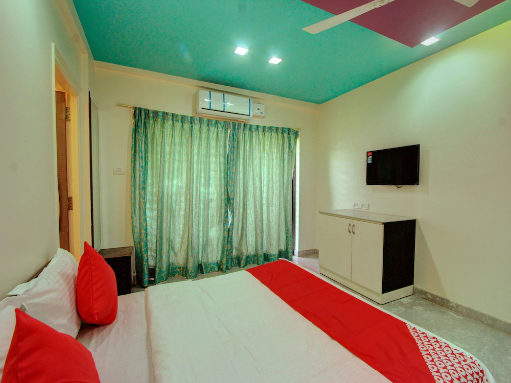 Lng Hospitality By OYO Rooms