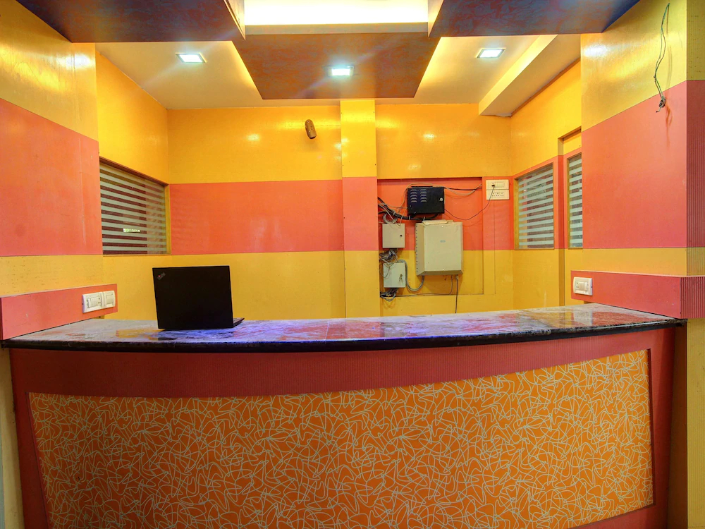 Lng Hospitality By OYO Rooms