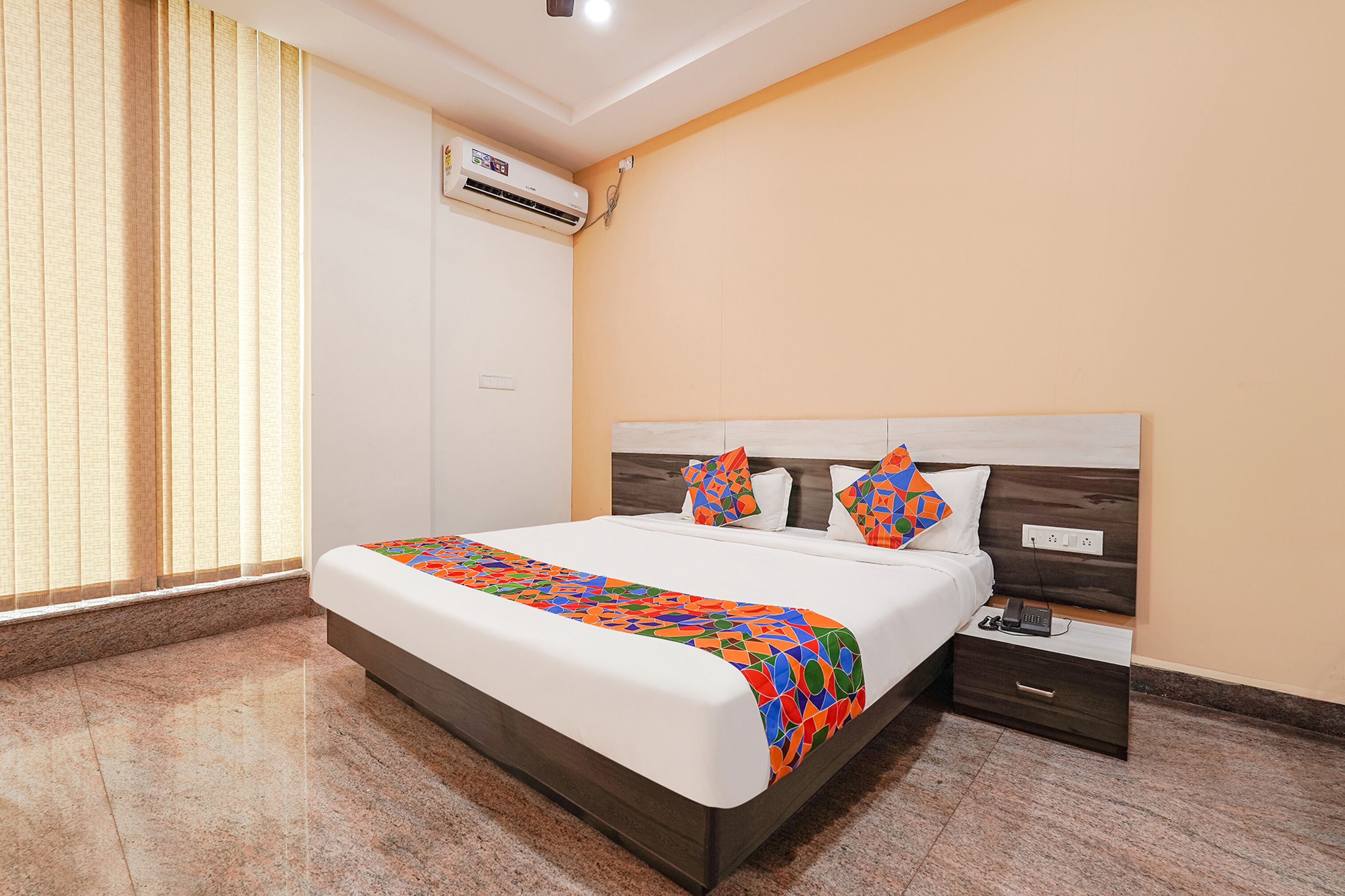 FabExpress Lutino Homes