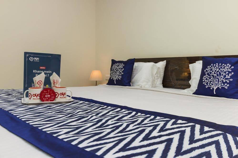 OYO Flagship 15444 Manasa Residency
