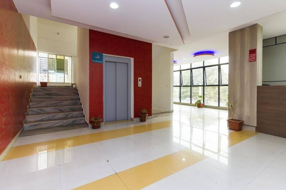 OYO Flagship 15444 Manasa Residency