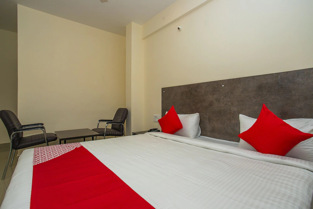 Maruthi Home Stays 2 By OYO Rooms