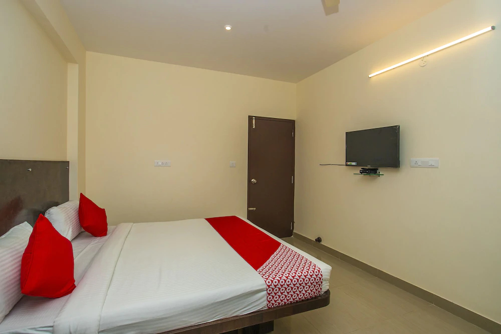 Maruthi Home Stays 2 By OYO Rooms