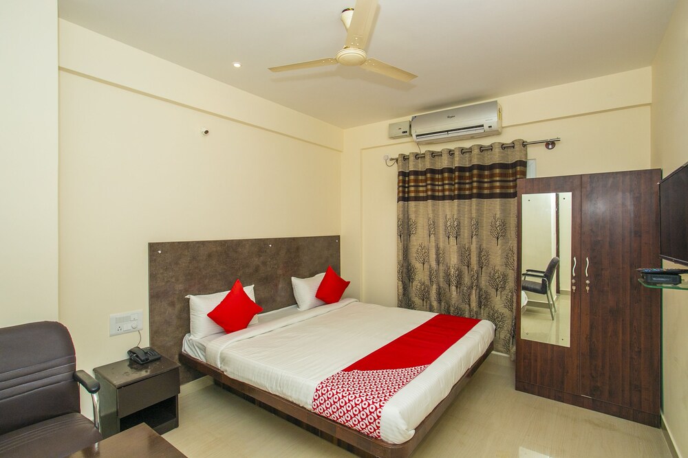 Maruthi Home Stays 2 By OYO Rooms