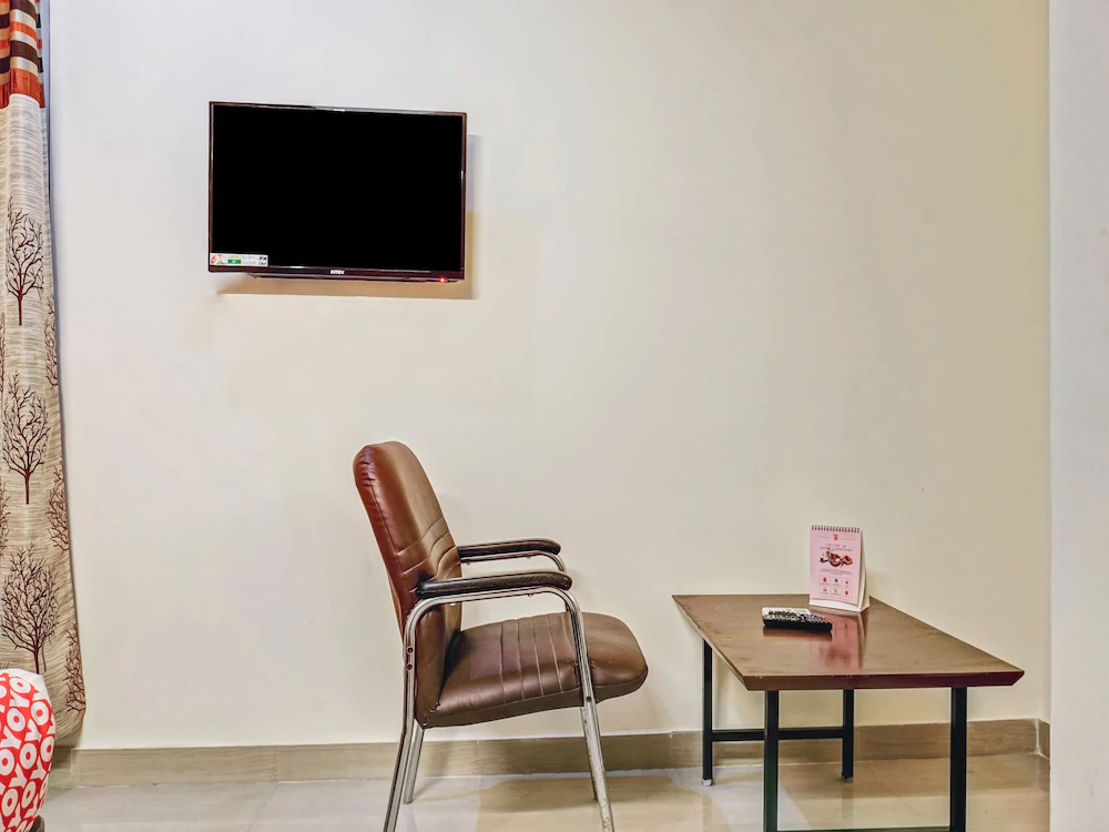 Maruthi Home Stays 2 By OYO Rooms