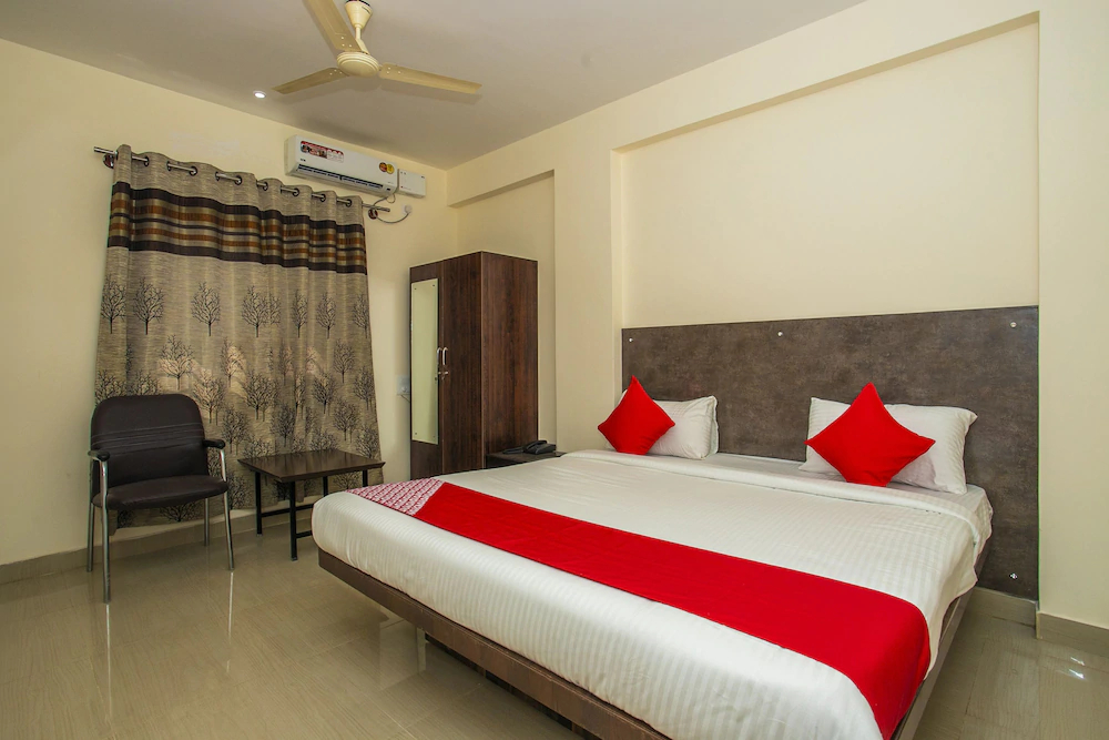 Maruthi Home Stays 2 By OYO Rooms
