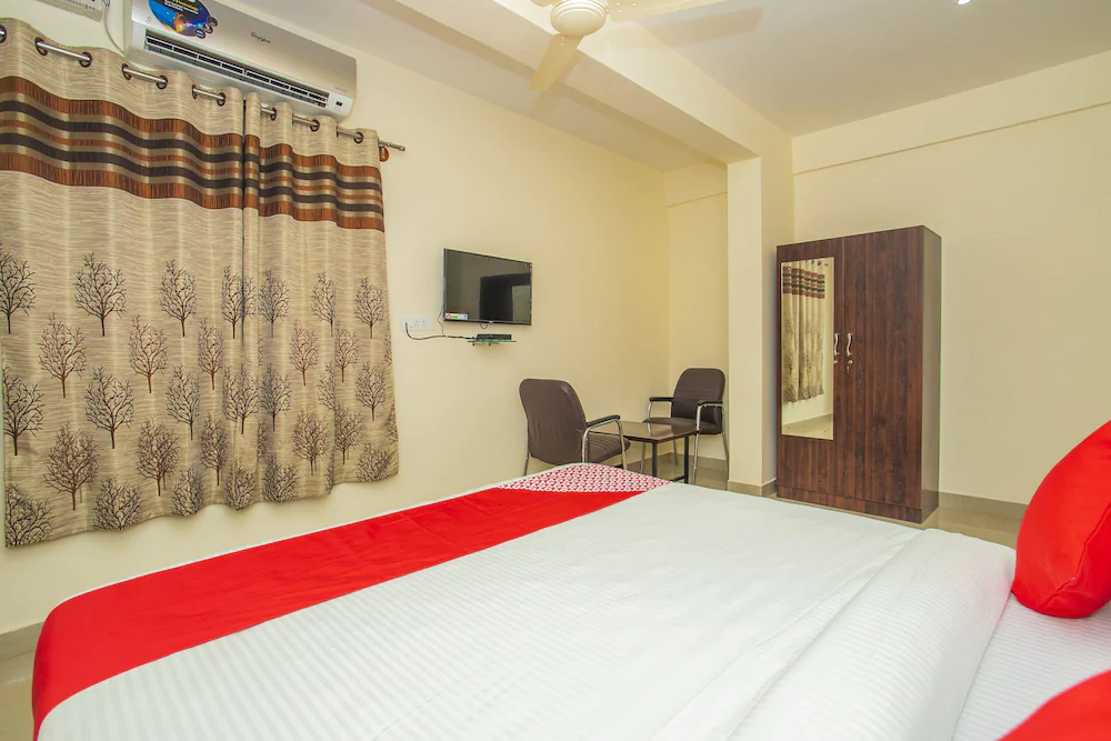 Maruthi Home Stays 2 By OYO Rooms