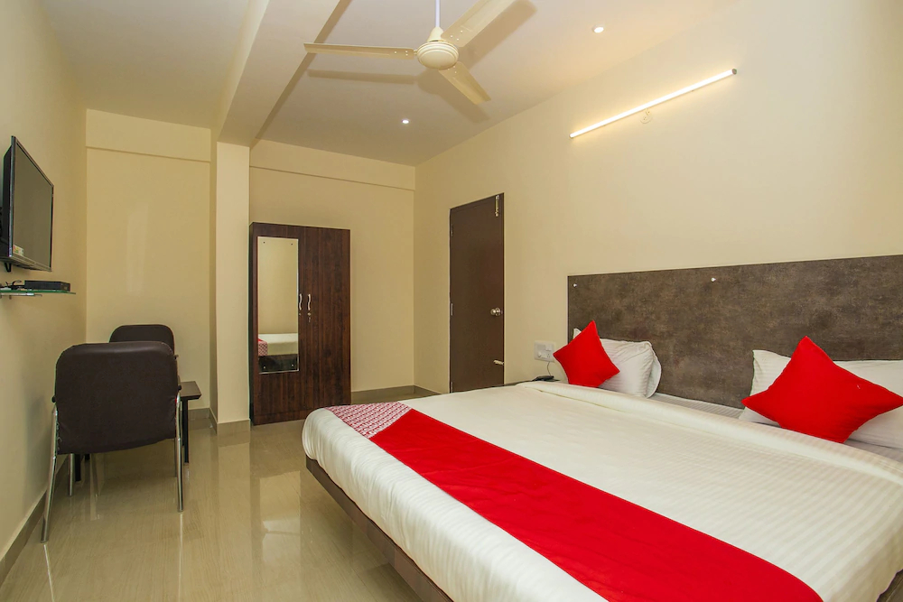 Maruthi Home Stays 2 By OYO Rooms