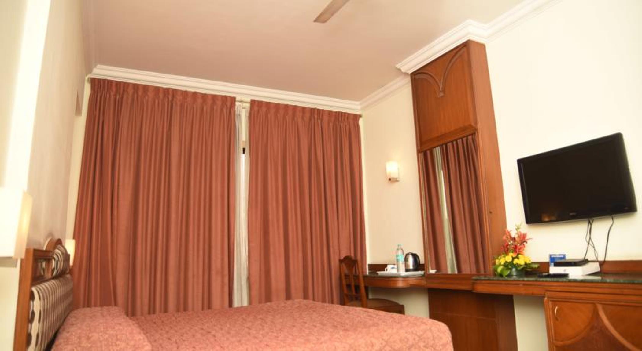 Maurya Hotel