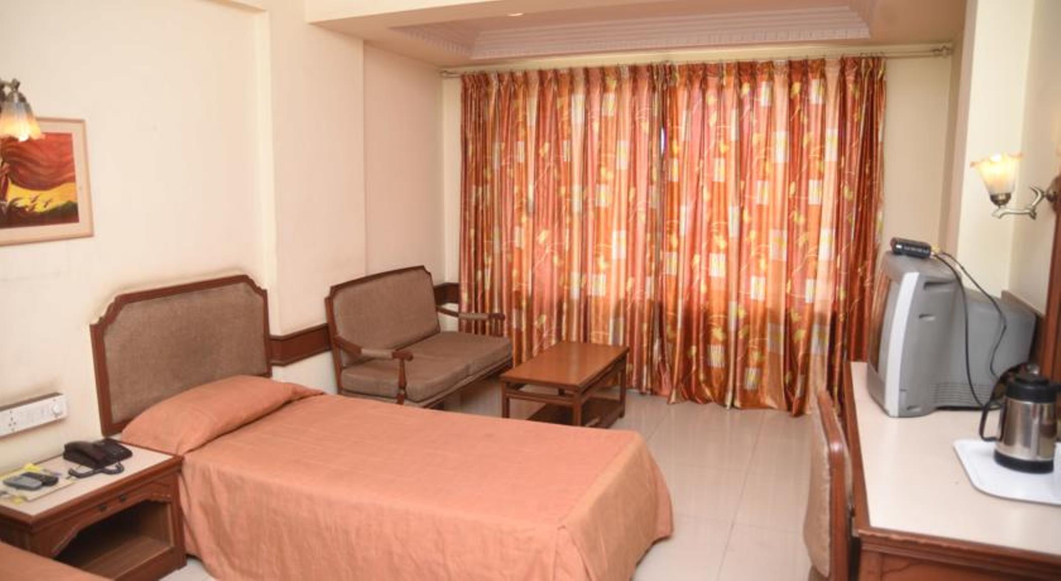 Maurya Hotel