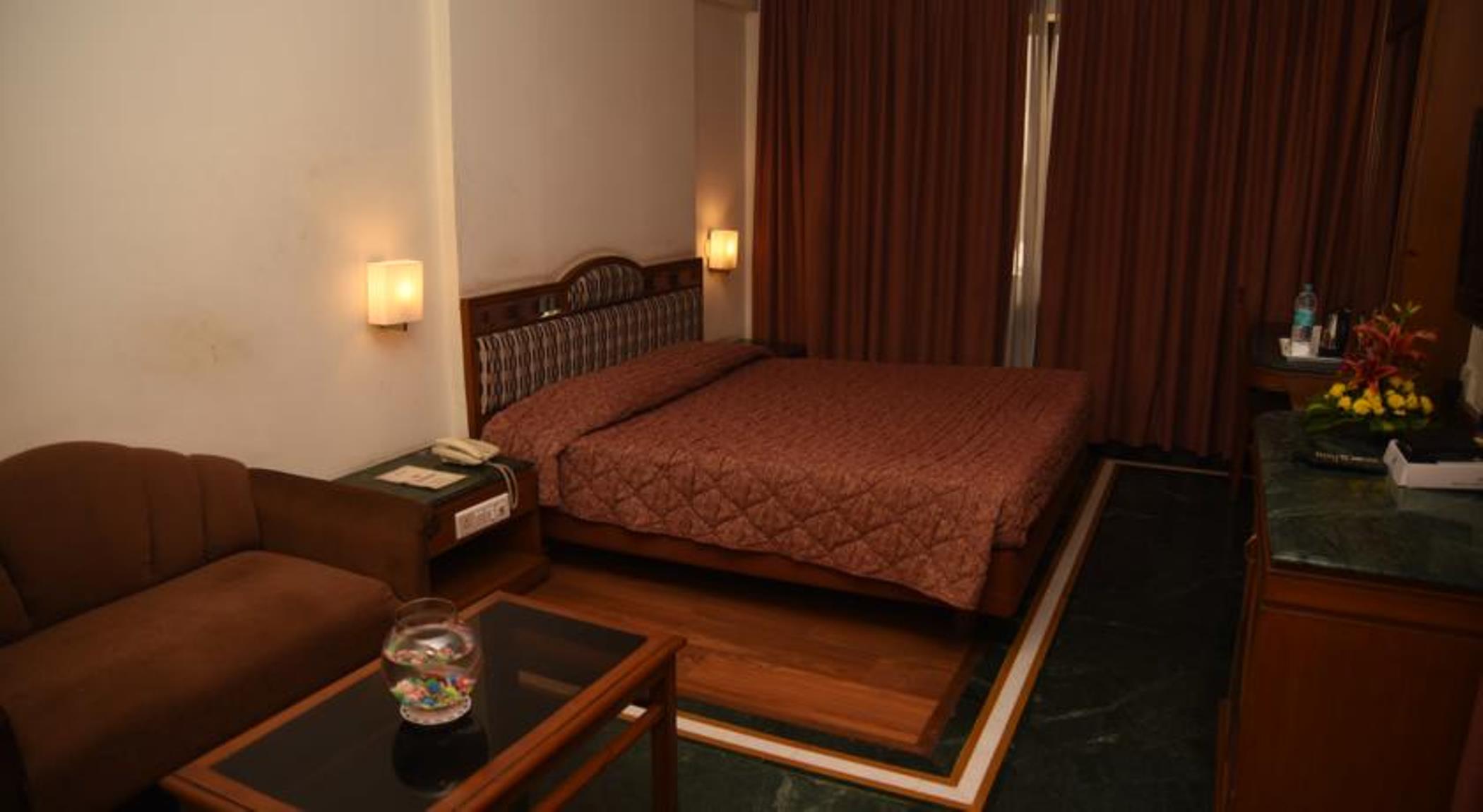 Maurya Hotel