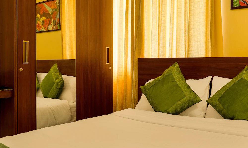 Mel's Suites