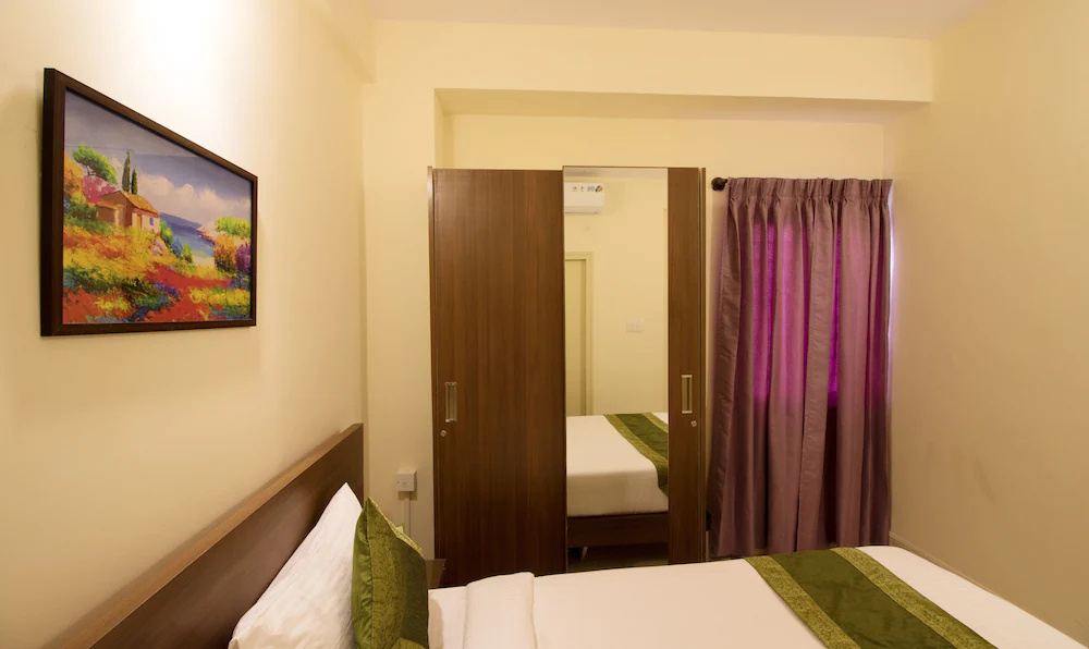 Mel's Suites