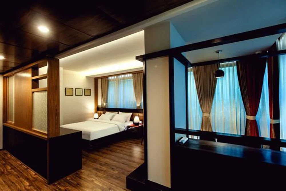 Minla Hotel