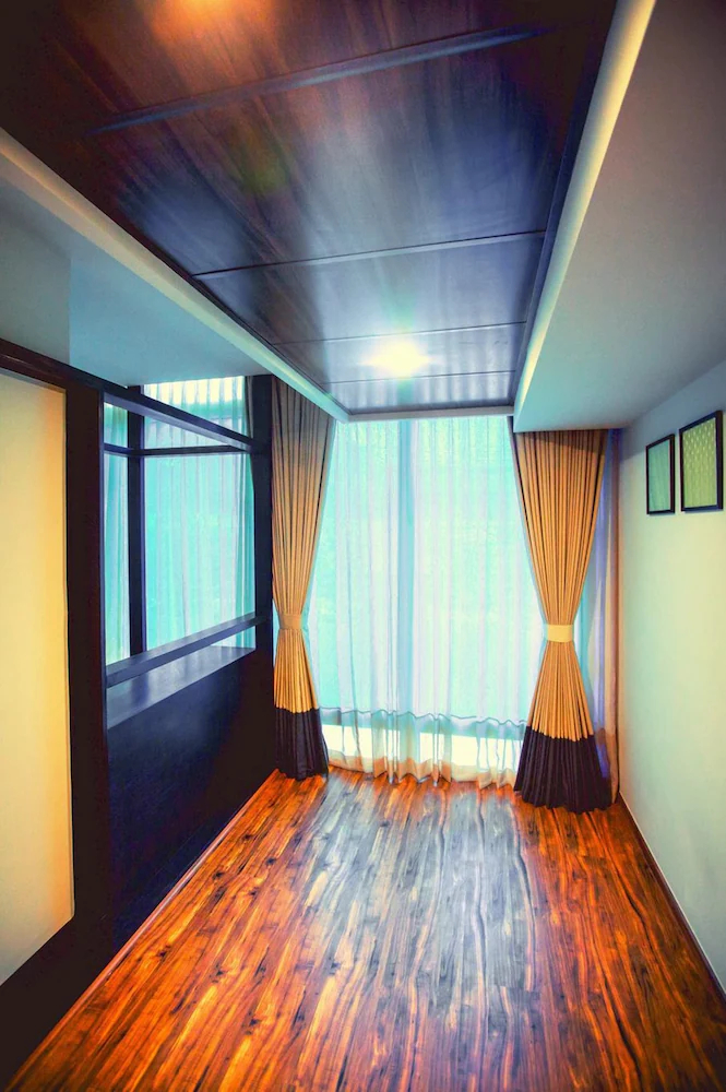 Minla Hotel