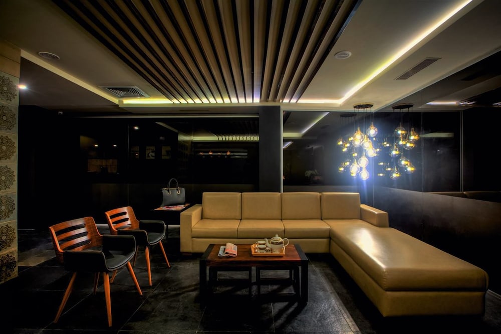Minla Hotel