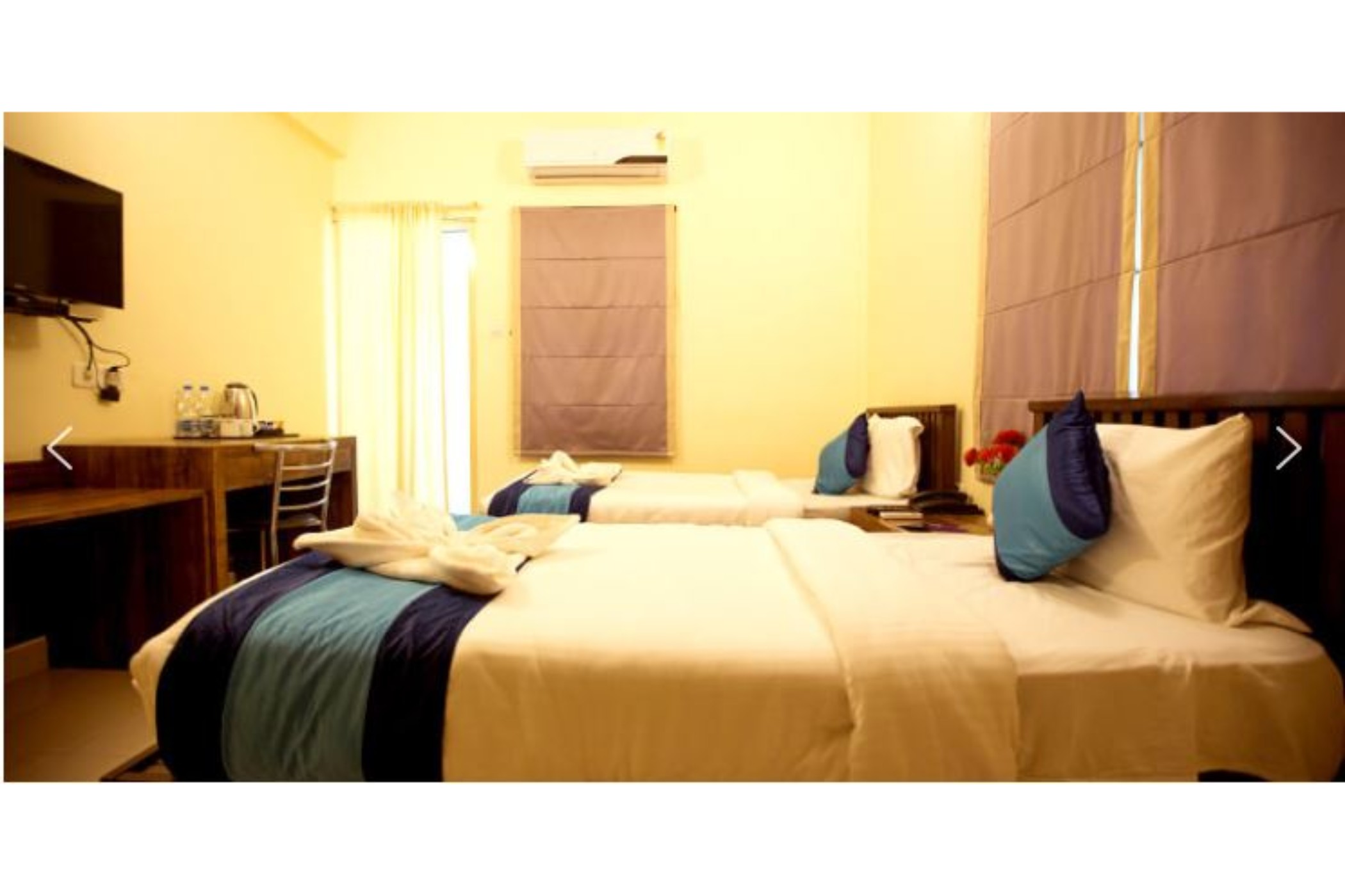 Mint Queensway Suites