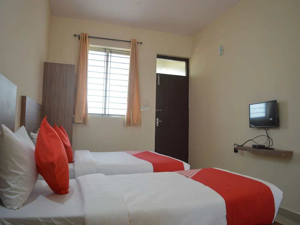New Champion Residency by OYO Rooms