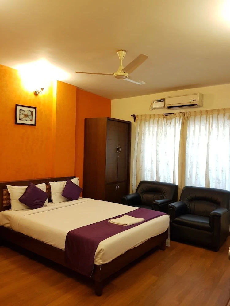 Orange Tree Residency