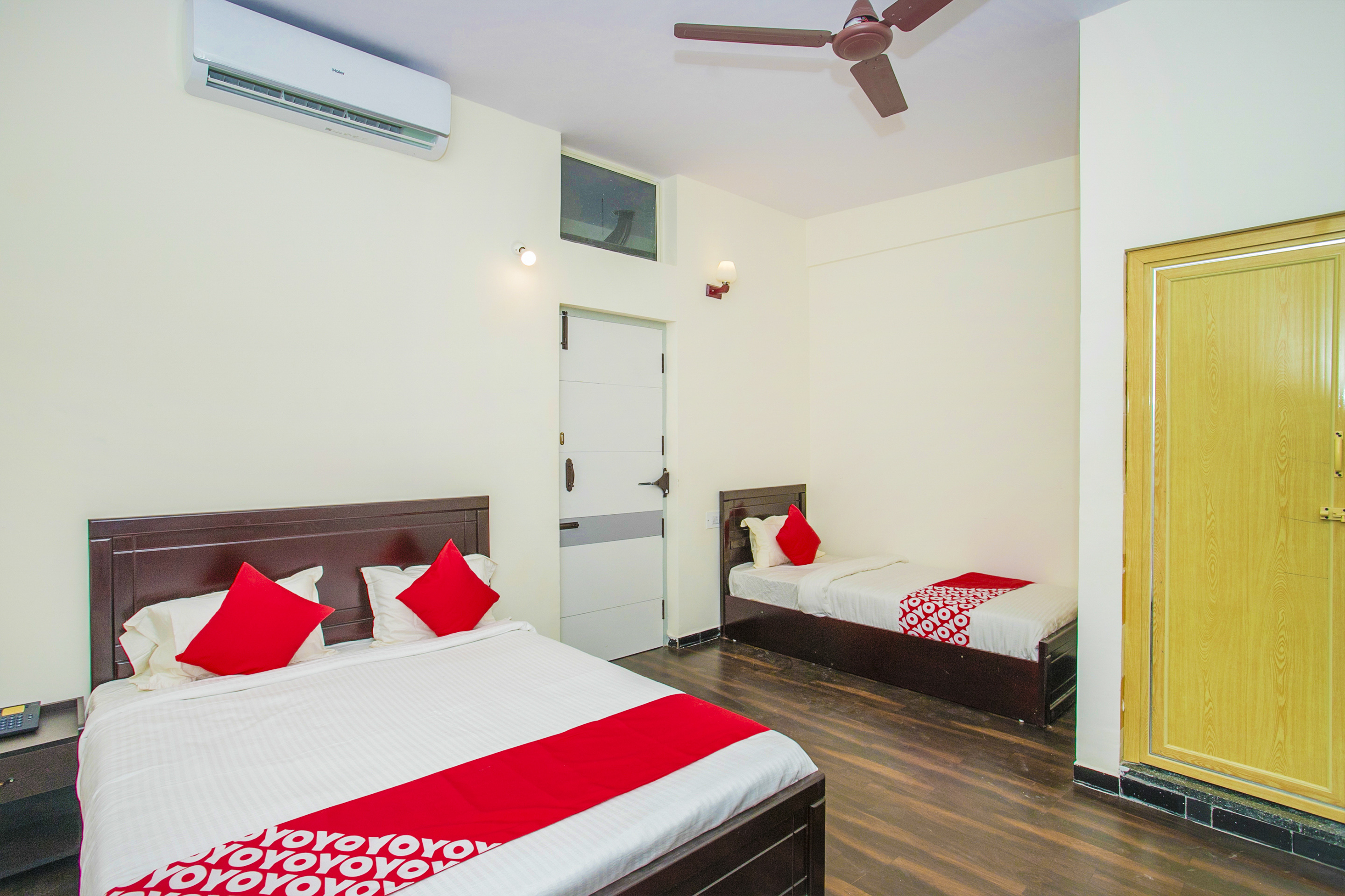 OYO 14430 Sunshine Grand