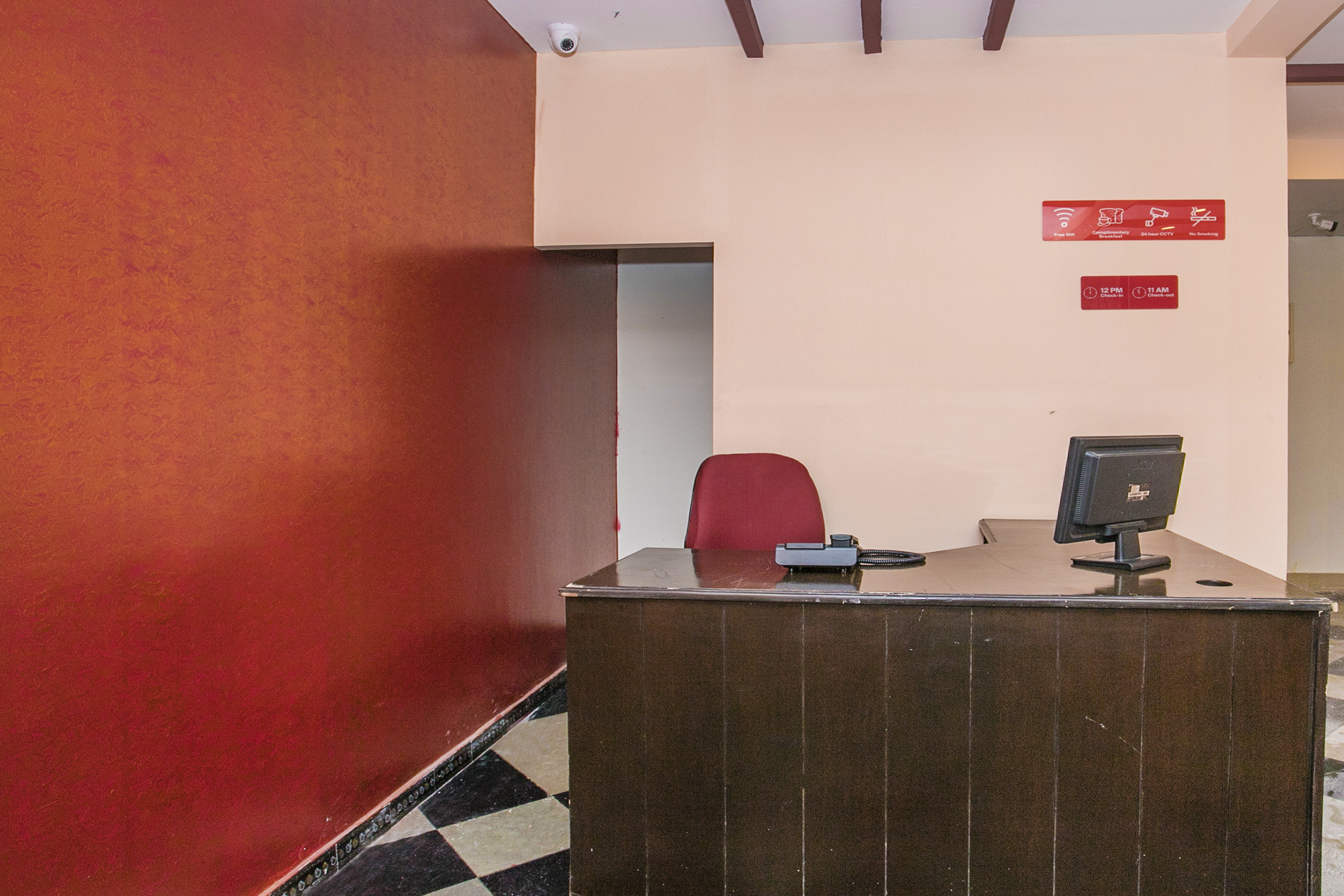 OYO 14430 Sunshine Grand