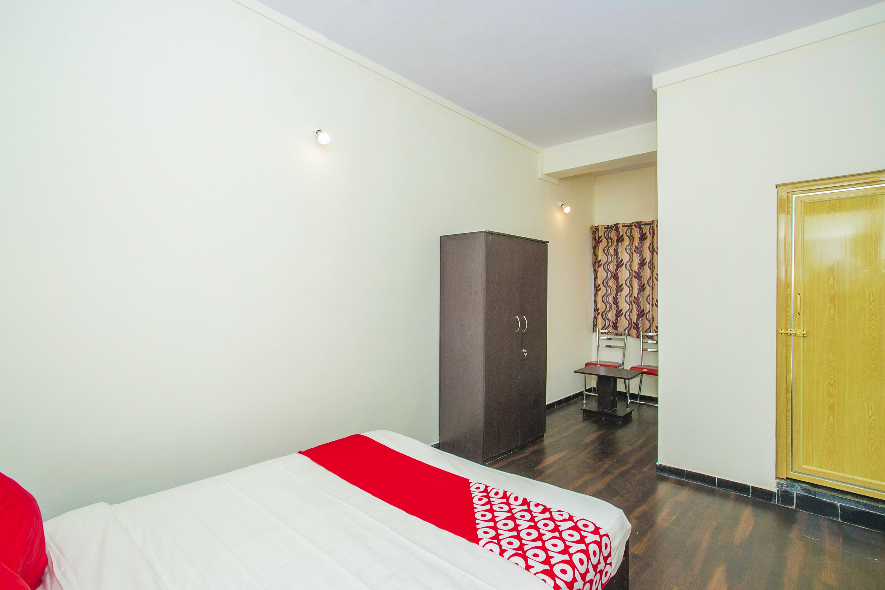 OYO 14430 Sunshine Grand