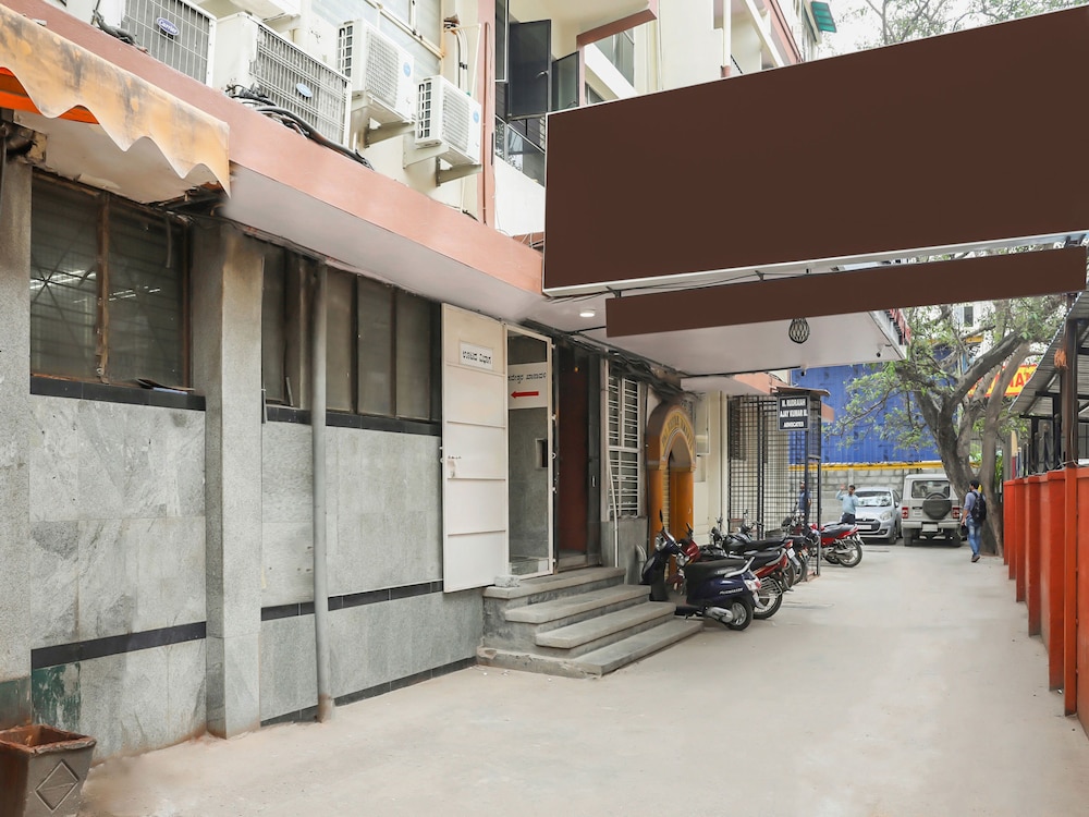 OYO 16475 Sai Vishram