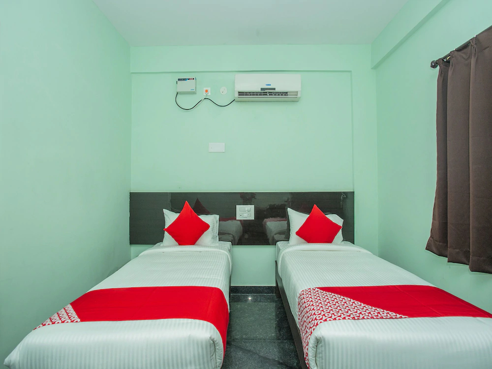 Golden Keys by OYO Rooms