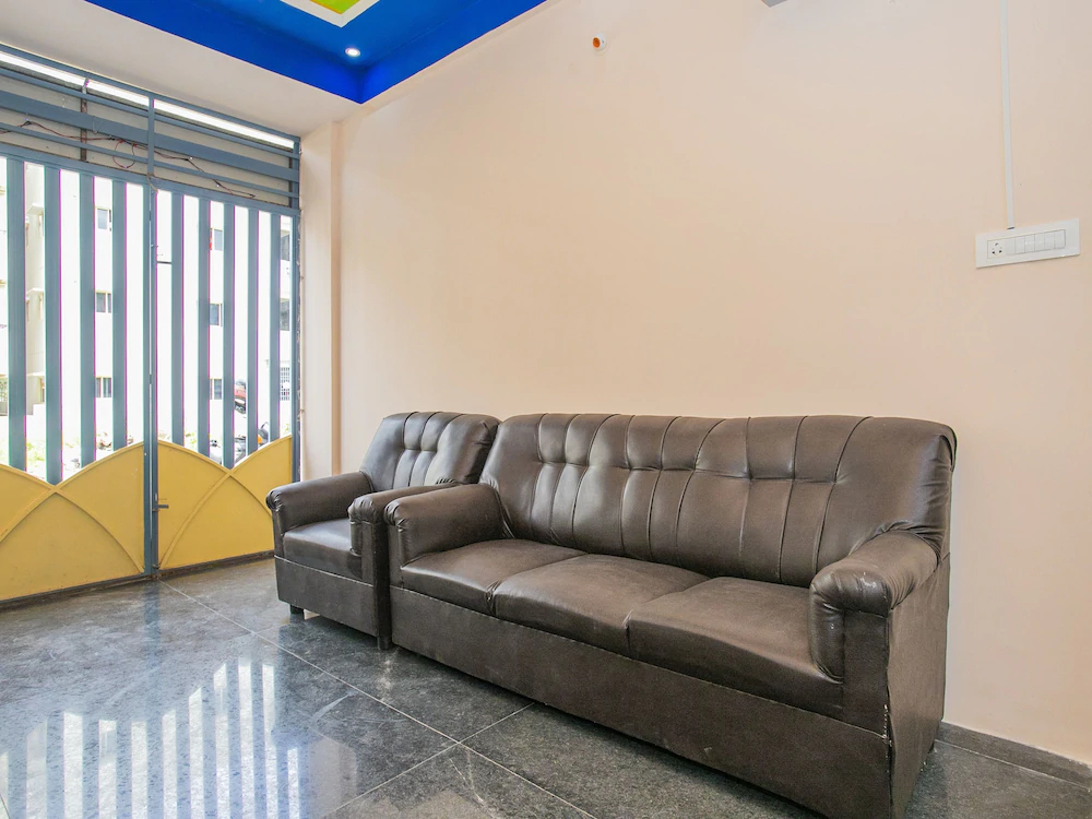 Golden Keys by OYO Rooms