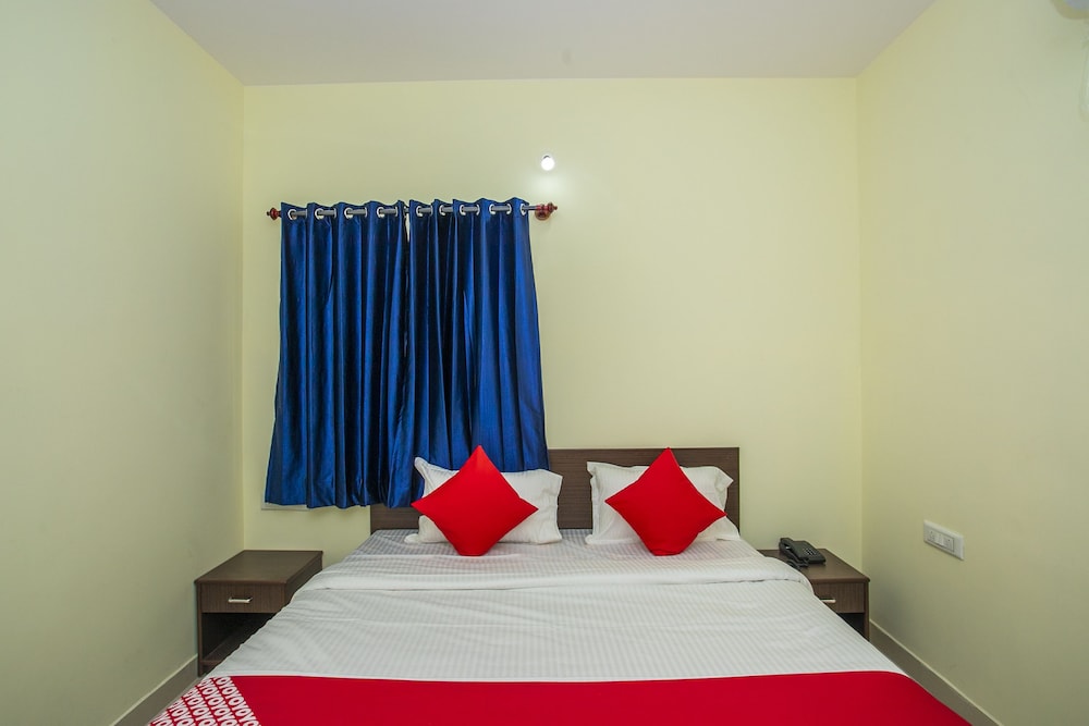 OYO 19749 New Shelton Suites