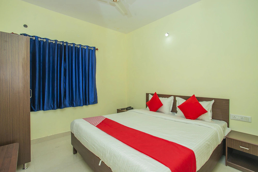 OYO 19749 New Shelton Suites