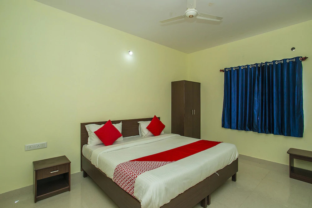 OYO 19749 New Shelton Suites