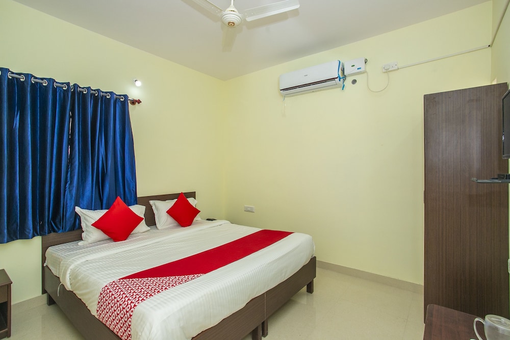 OYO 19749 New Shelton Suites