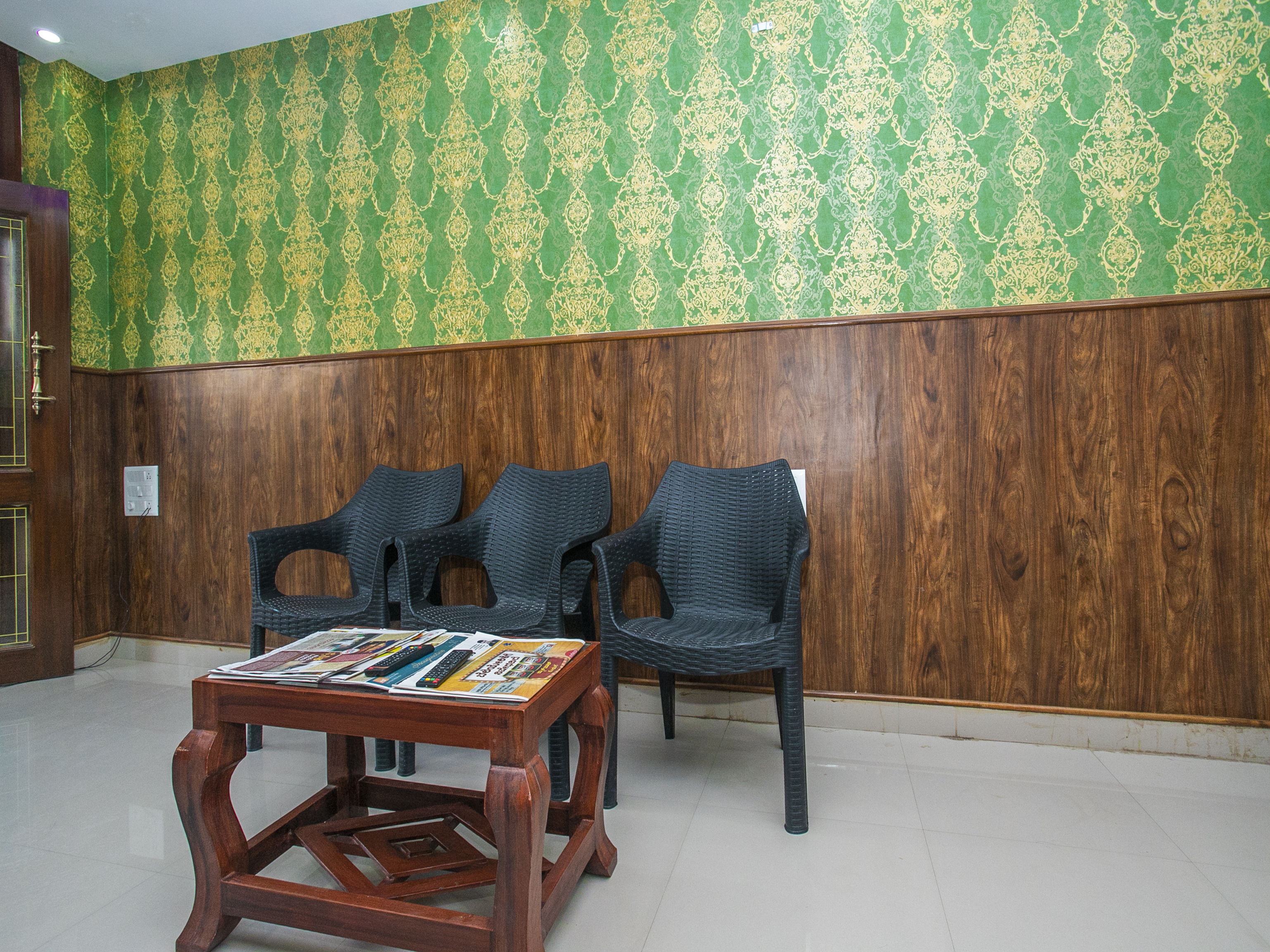 OYO 19764 Malnad Grand Inn