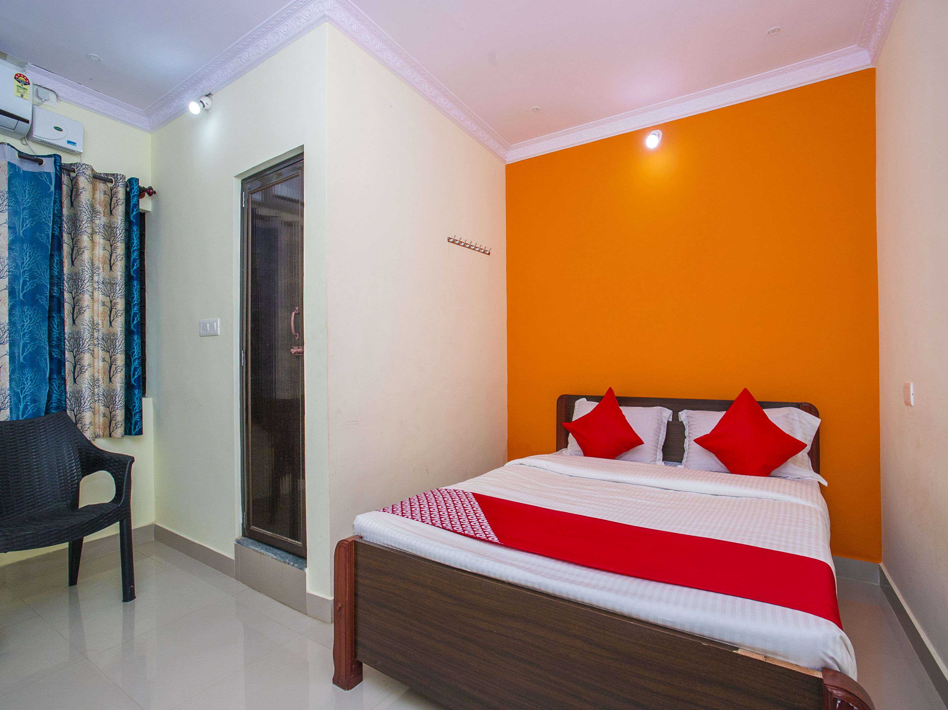 OYO 19764 Malnad Grand Inn