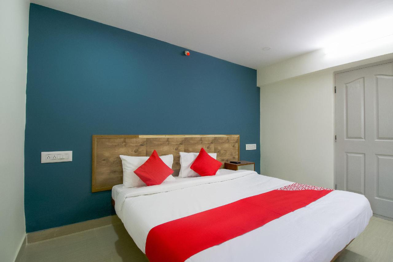 OYO 67007 Manyu Inn