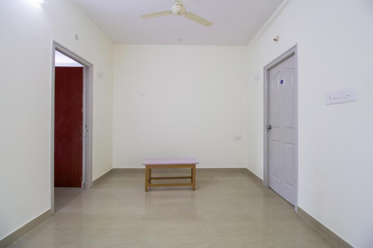 OYO 67007 Manyu Inn