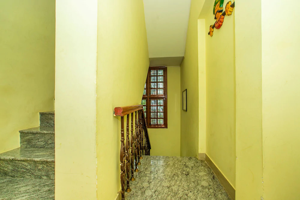 OYO 894 Apartment Hotel 510 Chetana