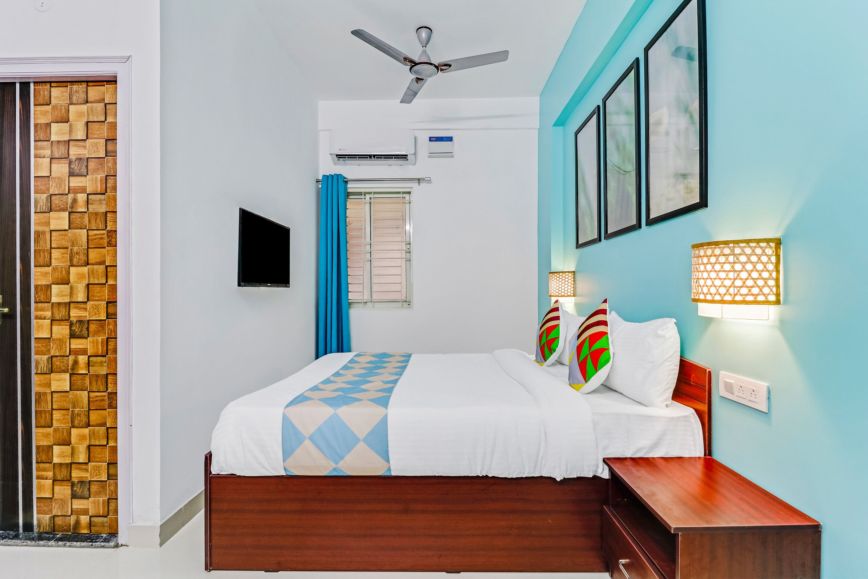 Cozy Stay Fortis Hospital by OYO Rooms